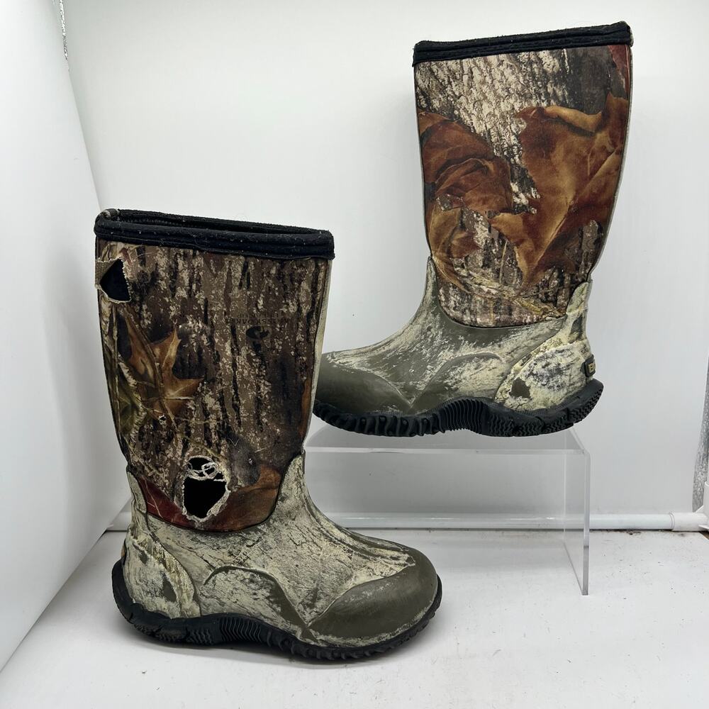 Bogs Boots Kids Youth 13 Classic Camo Winter Snow **